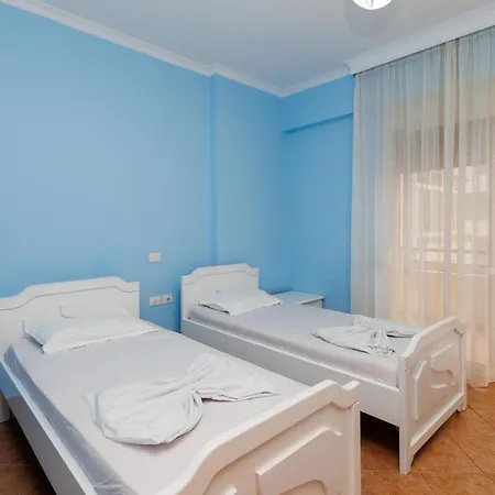 Apartment Kean Lungomare