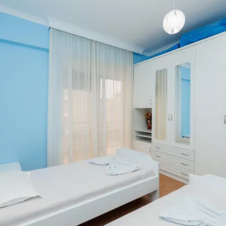 Kean Lungomare Apartment *